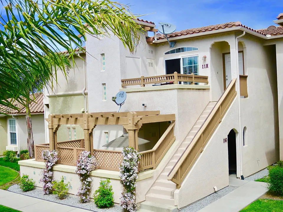 310 E McCoy Ln