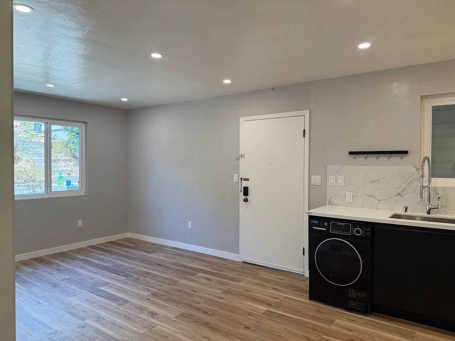 2 bed, $4,995 — Photo 4