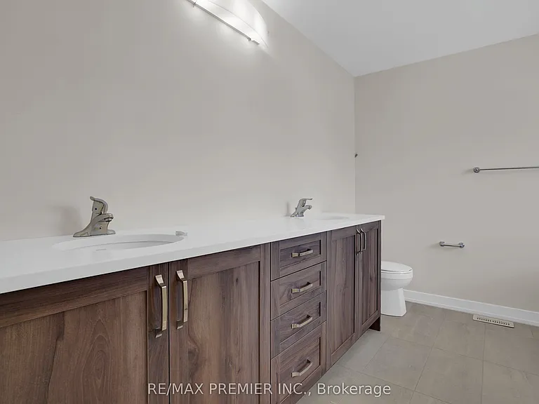 28 Downriver Dr — Photo 36