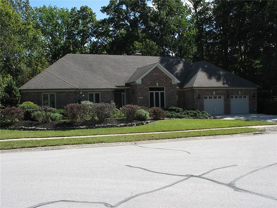 1st image of 1299 Bur Oak Ct