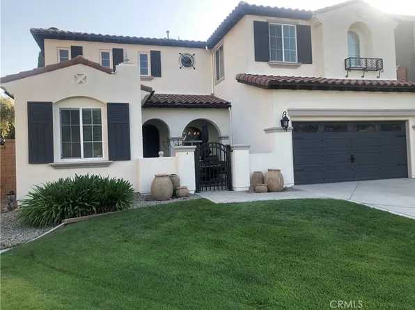 15519 Syracuse Ln, Fontana, CA 92336