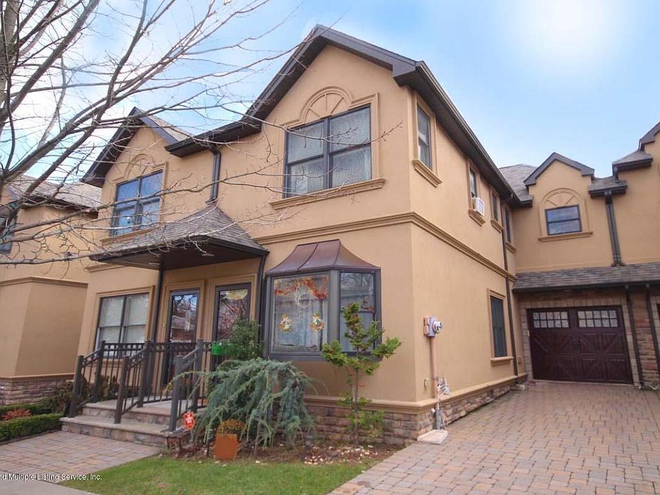 1st image of 20 Crispi Ln