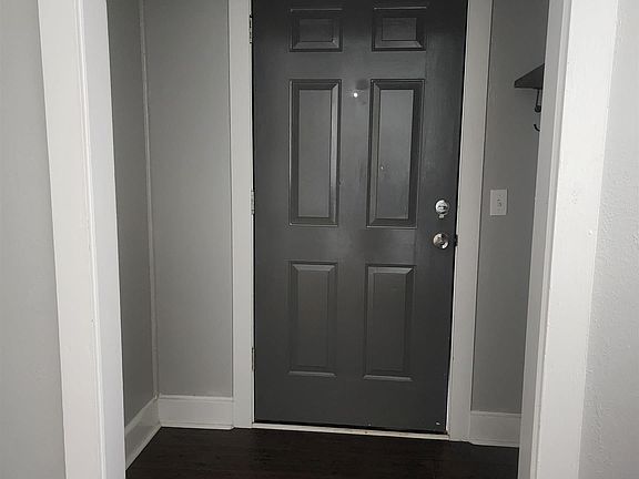 4th image of 123 Lakeview Dr