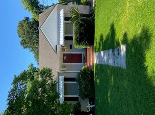 2524 Avenue D, Nederland, TX 77627