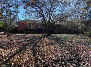 152 Ann St, Cochran, GA 31014