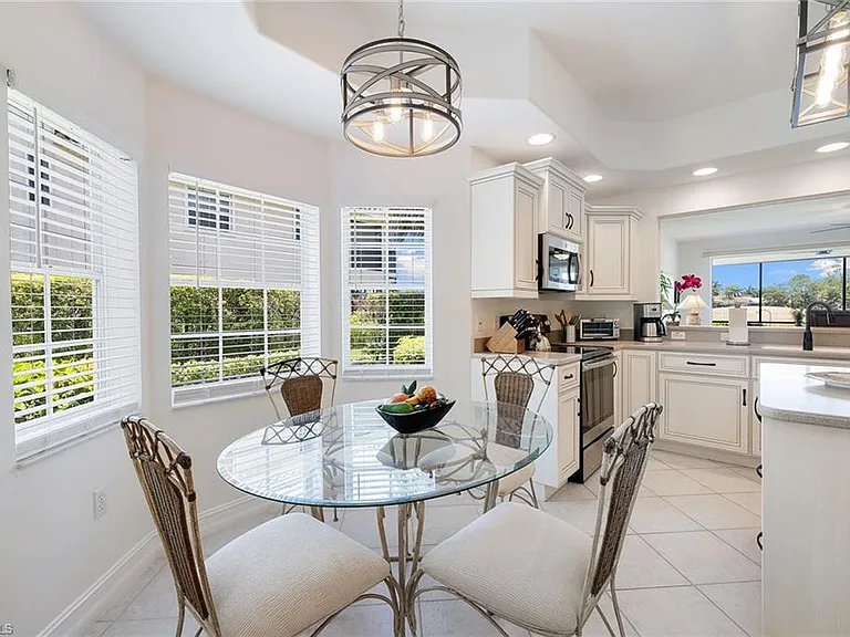 8177 Saratoga Dr #1001 — Photo 12