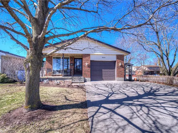 968 Langs Cir, Cambridge, ON N3H 5E6