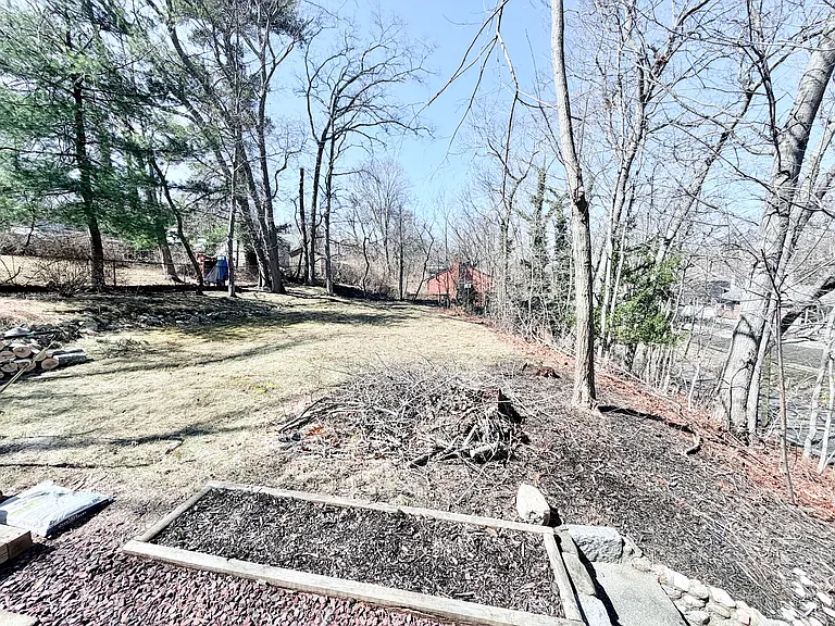 180 New York Ave — Photo 15