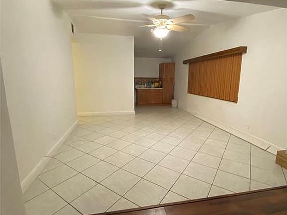3rd image of 1528 NW 15th Pl