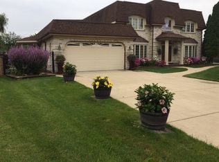 3919 Gloria Ct, Glenview, IL 60025