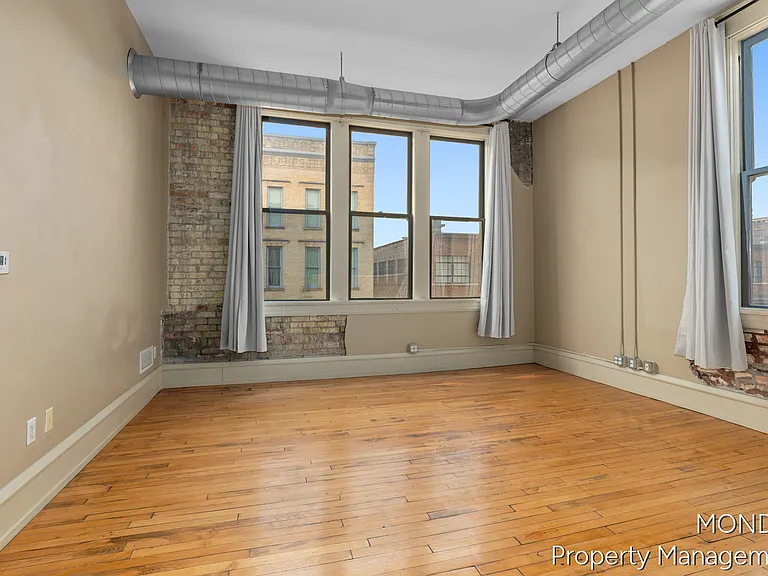 1 Oakes St SW #3 — Photo 13