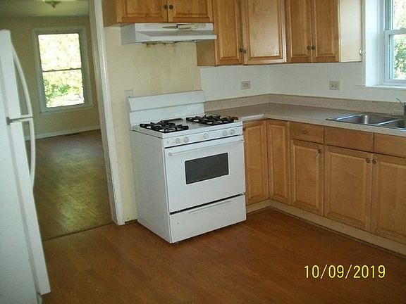 2nd image of 1461 Prospect Ave