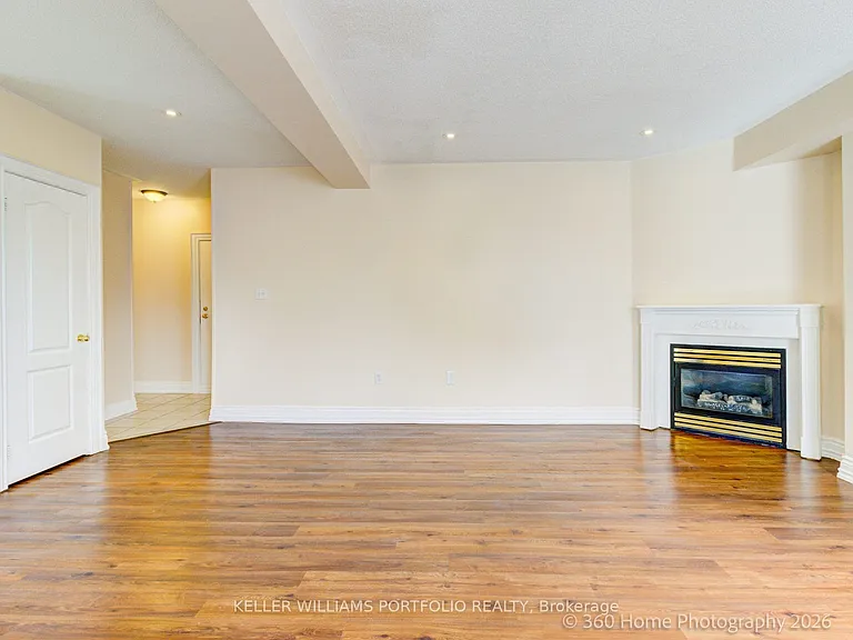 366 Old Harwood Ave — Photo 19