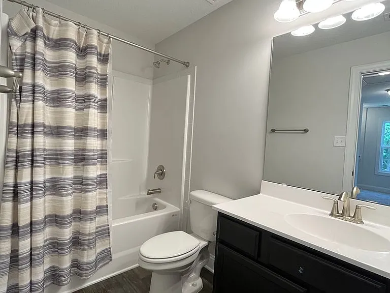 400 Amethyst Ct — Photo 11