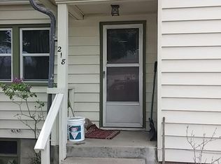 218 1st St, Rawlins, WY 82301