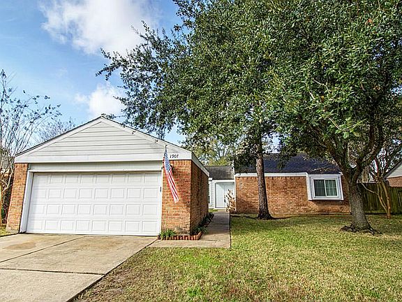 2nd image of 1907 Wingleaf Dr