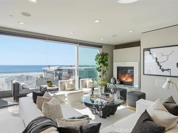 2406 Ocean Dr, Manhattan Beach, CA 90266