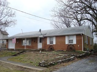 51 W Ridge Rd, Elizabethtown, PA 17022