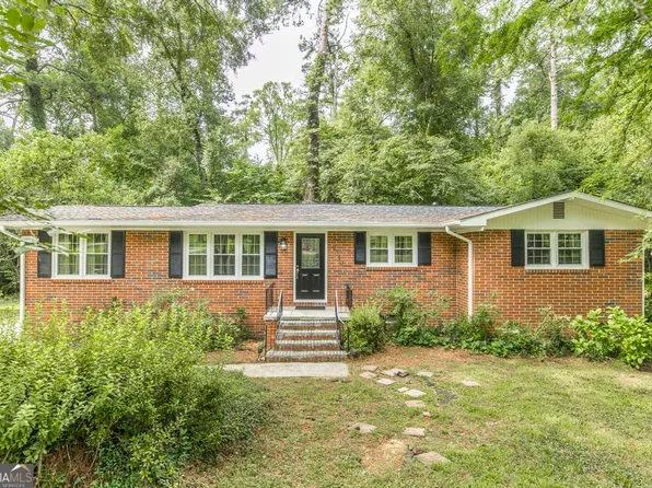 2840 Pierce Dr S, Macon, GA 31204