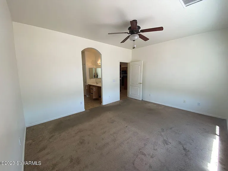 1095 S Forest Ridge Dr — Photo 13