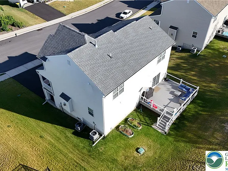 5044 Bellflower Dr — Photo 14