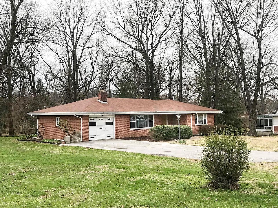 1st image of 11388 De Runtz Ave