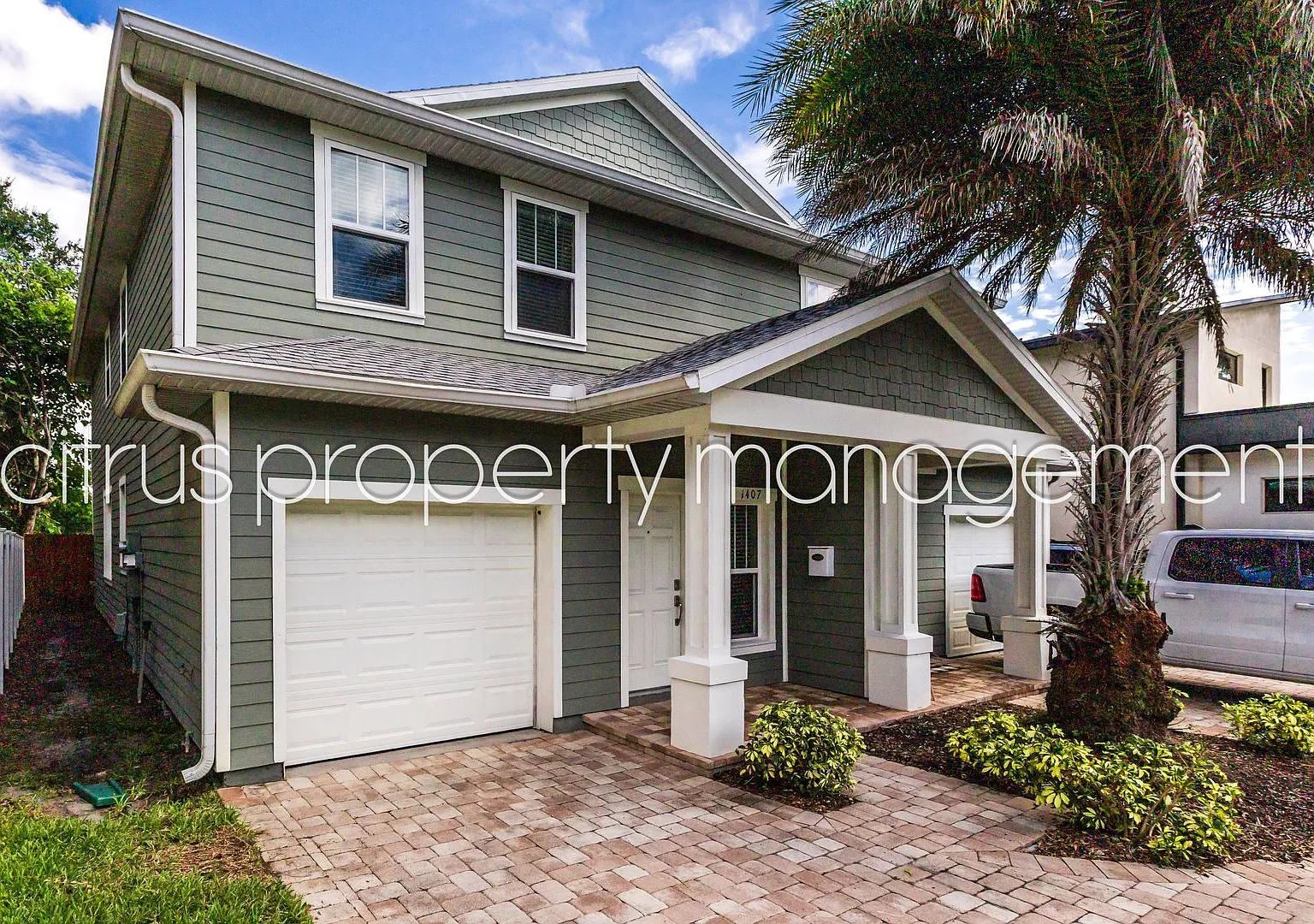 Beautiful, Spacious 3/2.5 in Wadeview Park — Photo 1