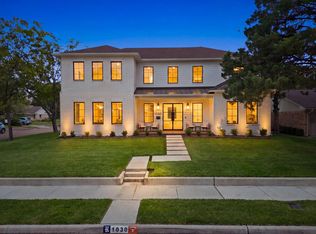 1030 Chamboard Ln, Houston, TX 77018