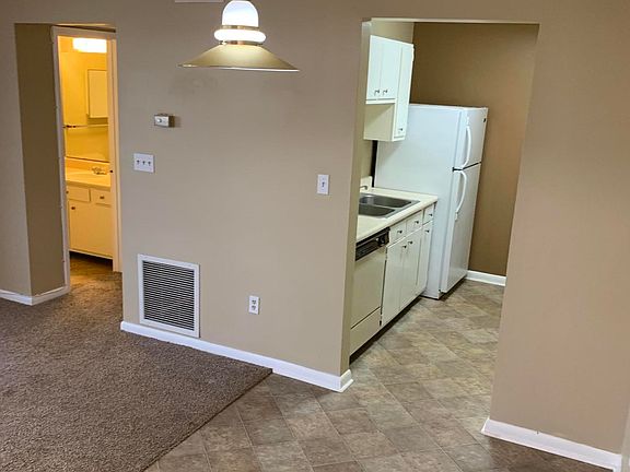 5th image of 3570 Sable Palm Ln #0