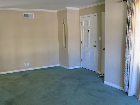 4th image of 702 Fotini Pl