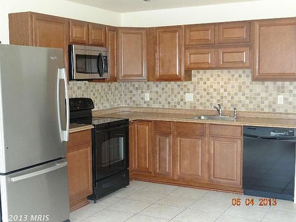 4th image of 5105 Macnamara Dr