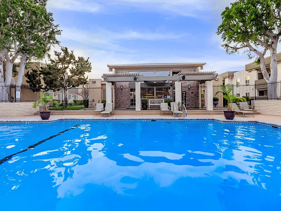 Regency Plaza Apartment Homes