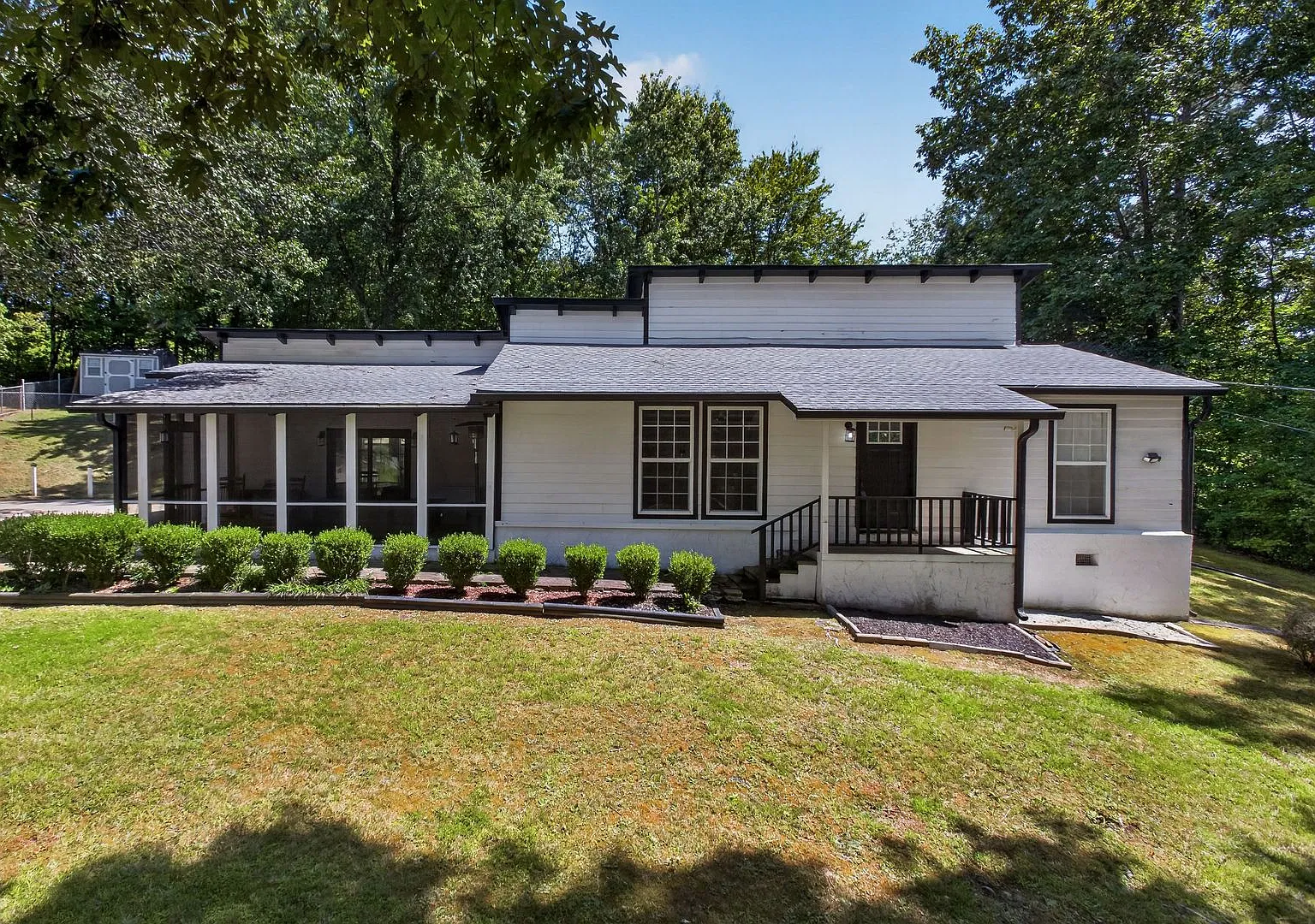718 Hathburn Drive Rockwood, TN 37854 — Photo 2