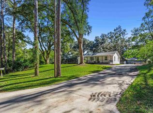 827 W Roberts Rd, Cantonment, FL 32533