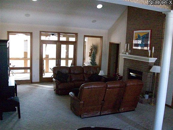 4th image of 1177 Wildwood Dr