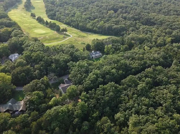 Treebrook Dr, Hillsboro, MO 63050