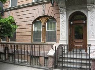 225 E 4th St, New York, NY 10009