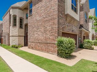 2215 Kirby St, Dallas, TX 75204