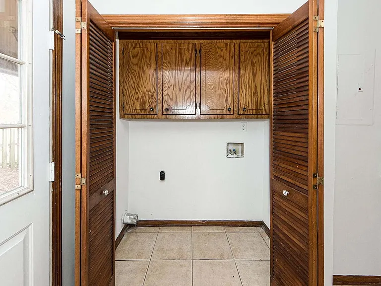 7620 Valleyview Cir — Photo 42