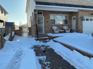 306 Jefferson Ave #1, Staten Island, NY 10306