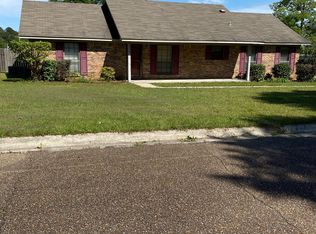 1406 Marcella St, Magnolia, AR 71753
