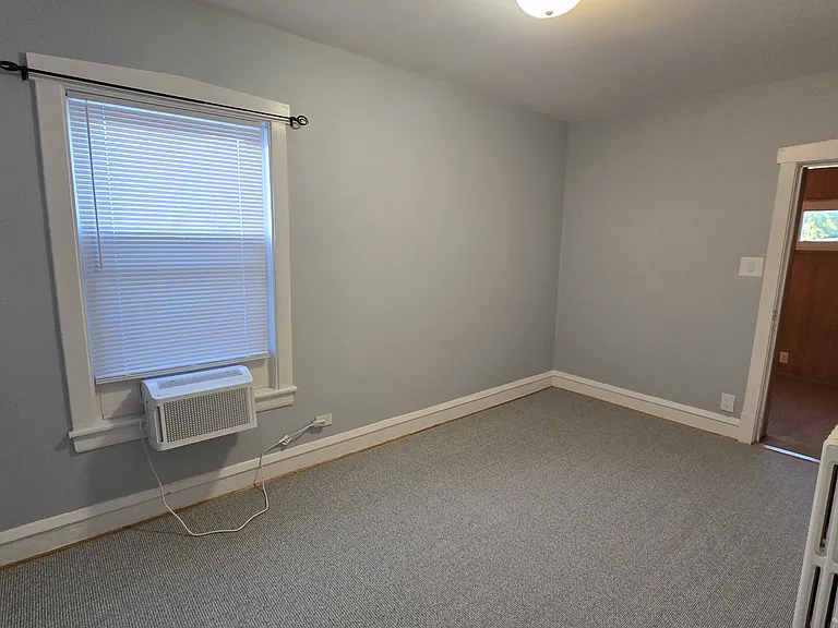 4931 N Menard Ave #2 — Photo 10