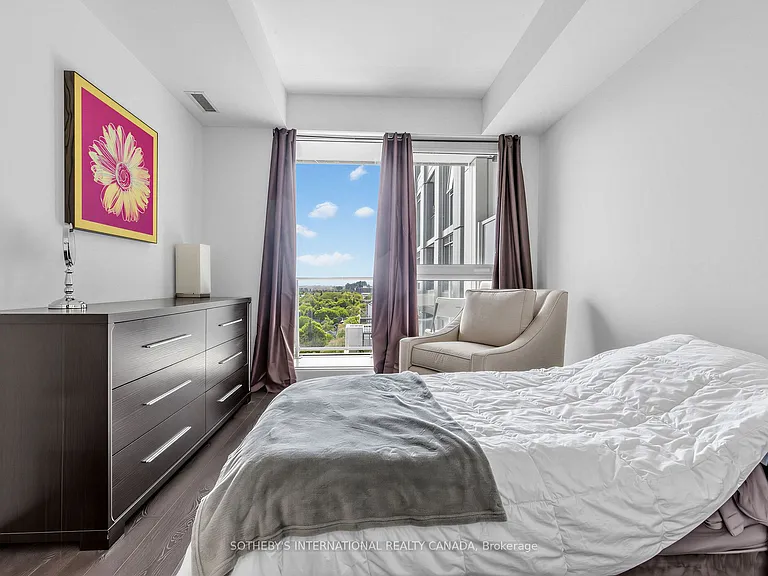 2020 Bathurst St #1221 — Photo 10