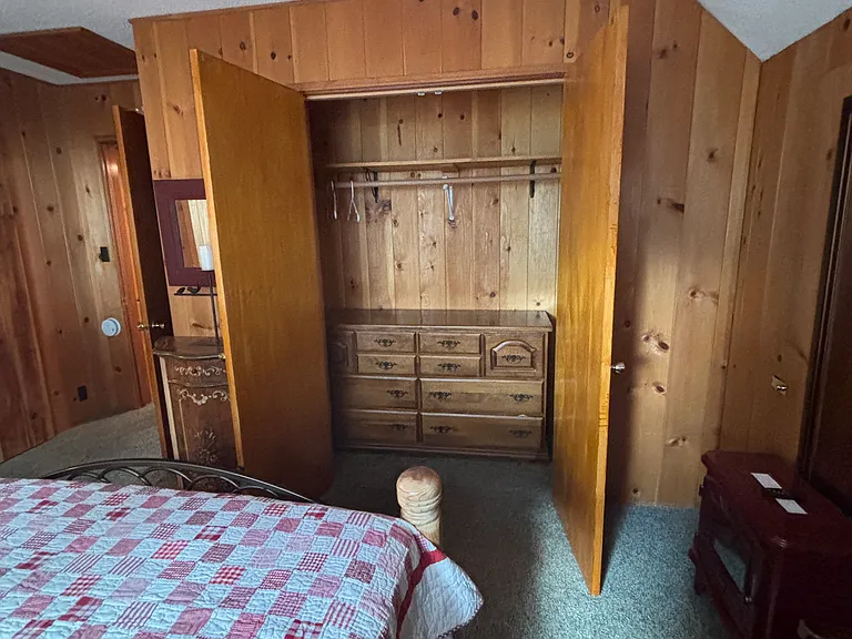 Big closet in the bedroom
