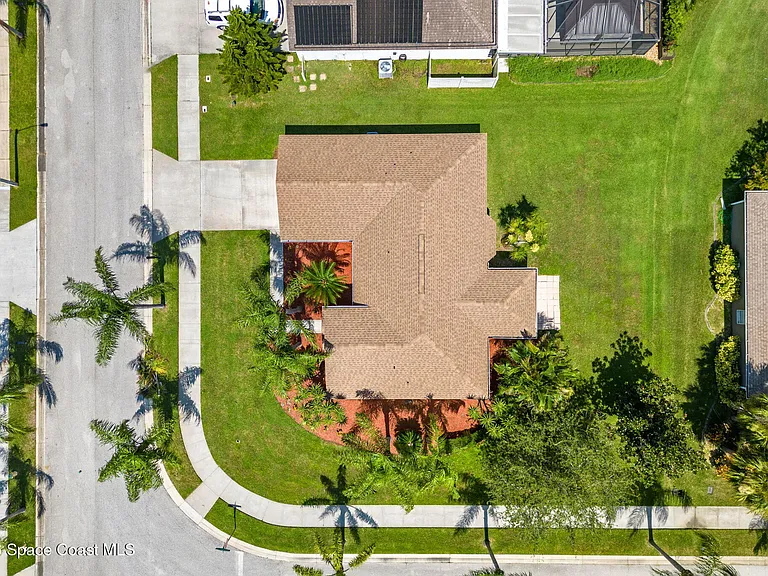 1622 Laramie Cir — Photo 36