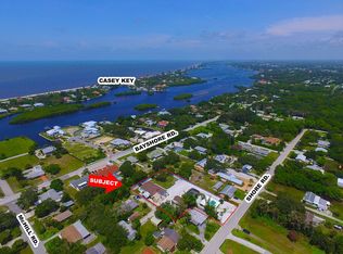 509 Shore Rd, Nokomis, FL 34275