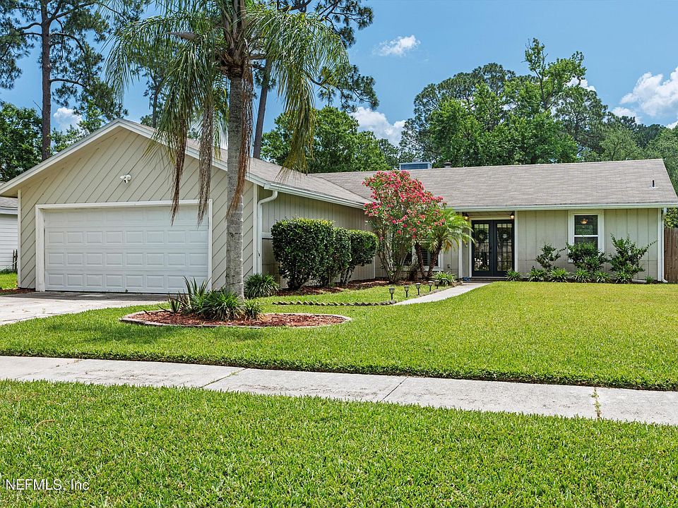 1st image of 3296 LAUREL GROVE N