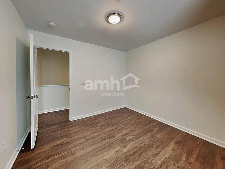 204 Castlebrook Dr — Photo 18
