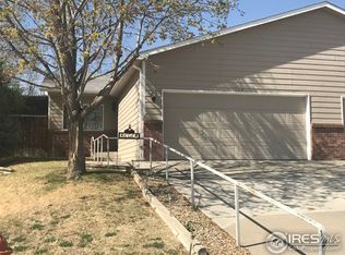 1119 Cottonwood Ct, Johnstown, CO 80534