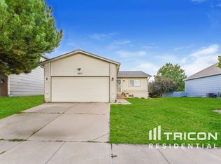 6625 Bear Tooth Dr, Colorado Springs, CO 80923